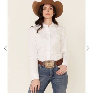 Cinch Women's Solid White Button Down